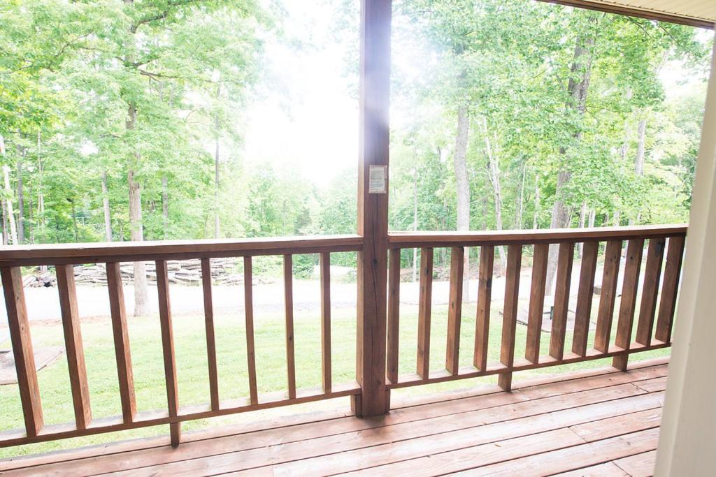 Timber Pointe Resort Jamestown 외부 사진